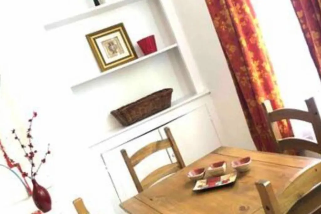 Hywel'S Place Liverpool Holiday home